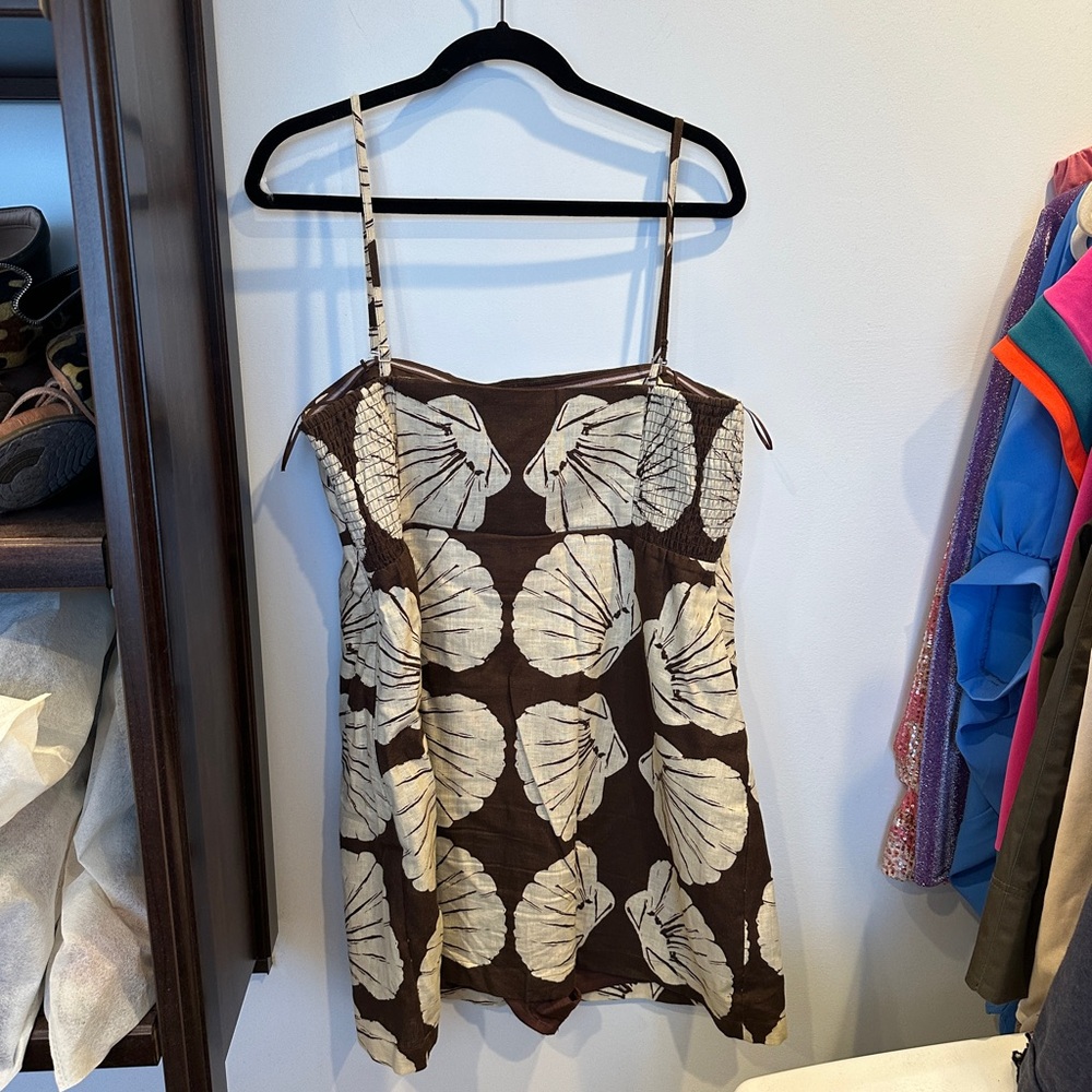 Abercrombie & Fitch Brown Mini Dress with Cream Shell Print - Picture 3 of 3